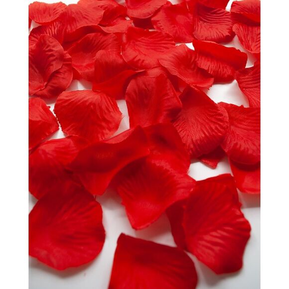 NEW-4 white wicker Baskets with 2 large bags of silk Red Rose Petals -Weddings - Picture 5 of 9